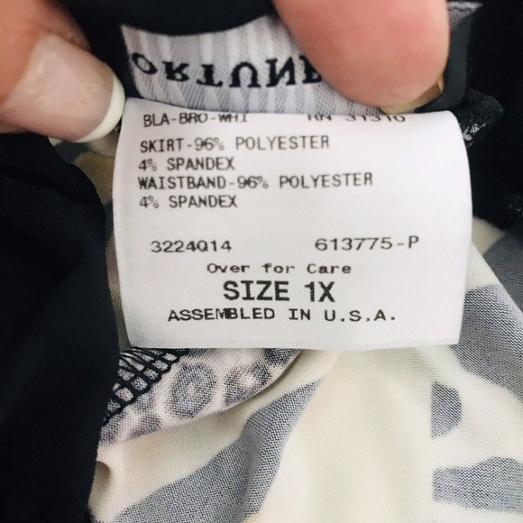 NWT Fortune + Ivy Women’s Plus 1X Animal Print Skirt Handkerchief Hem - Picture 7 of 7